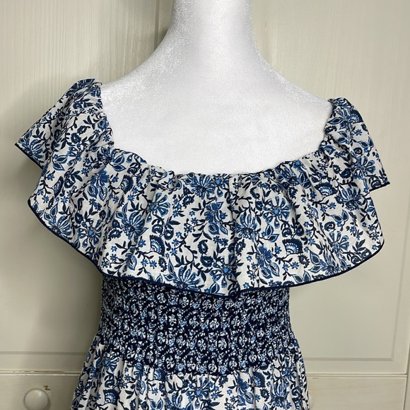 Zara Women’s Blue Floral Printed Smocked Off The Shoulder Maxi Dress Sz XS - Picture 3 of 13